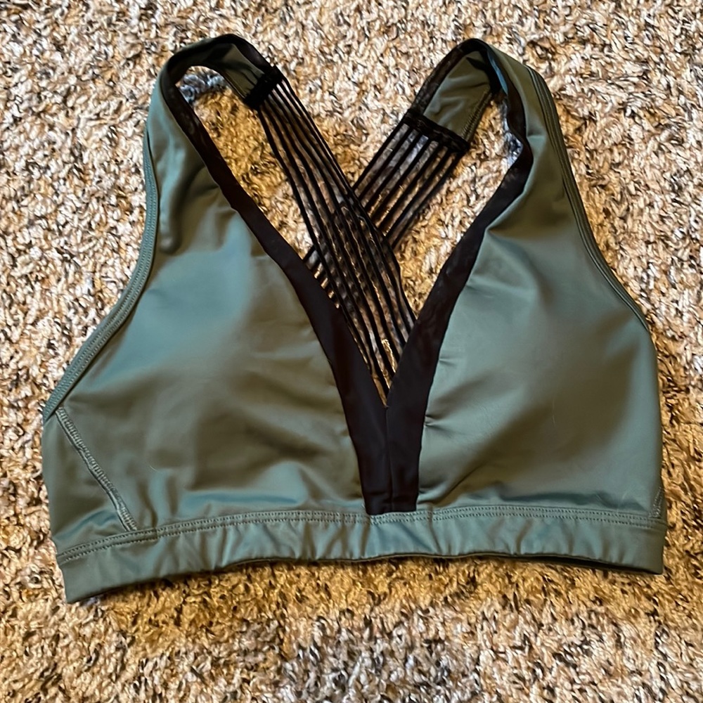 Victoria secret sports bra